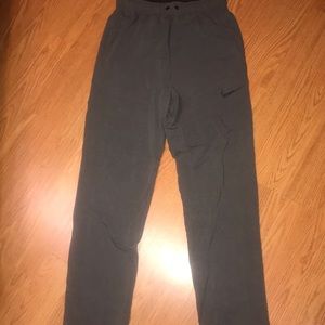 Nike Light Weight Pants SOFT